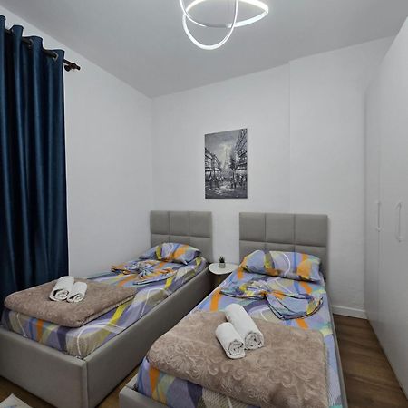 Ideal Home Shkodër Buitenkant foto