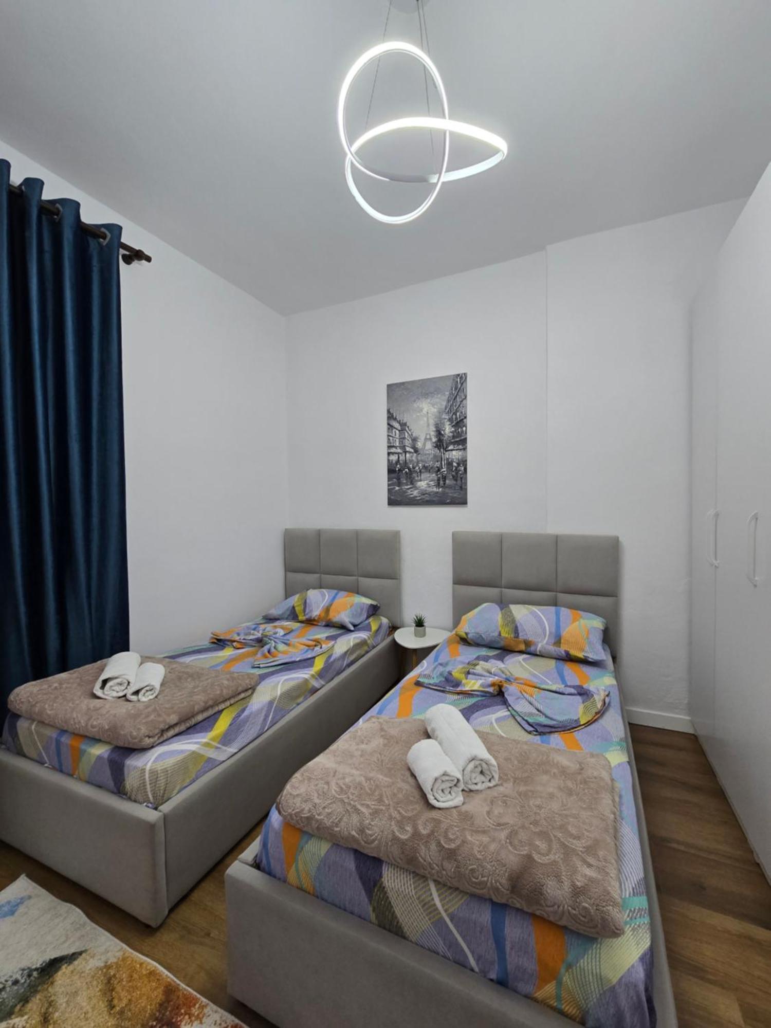 Ideal Home Shkodër Buitenkant foto