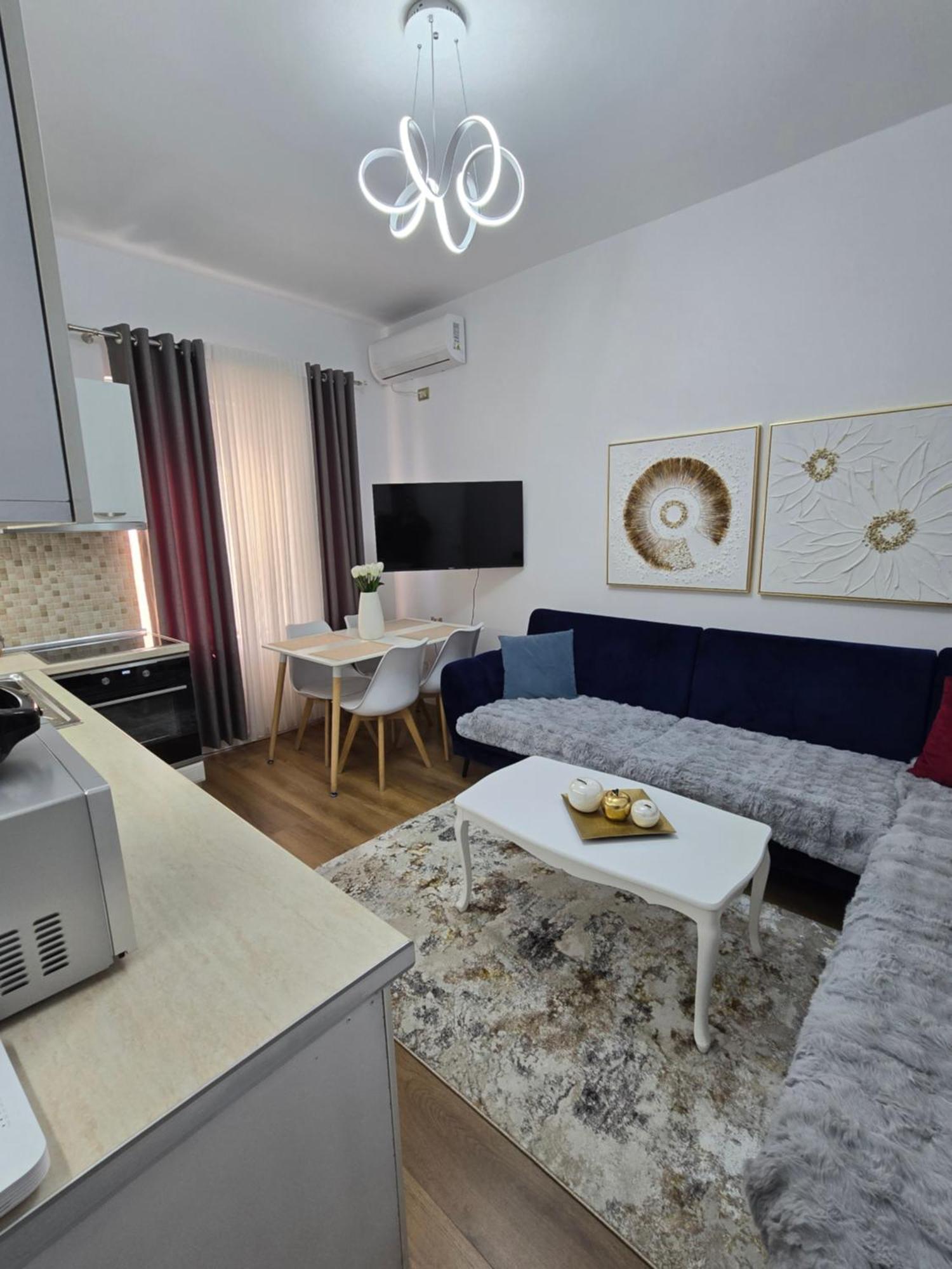Ideal Home Shkodër Buitenkant foto